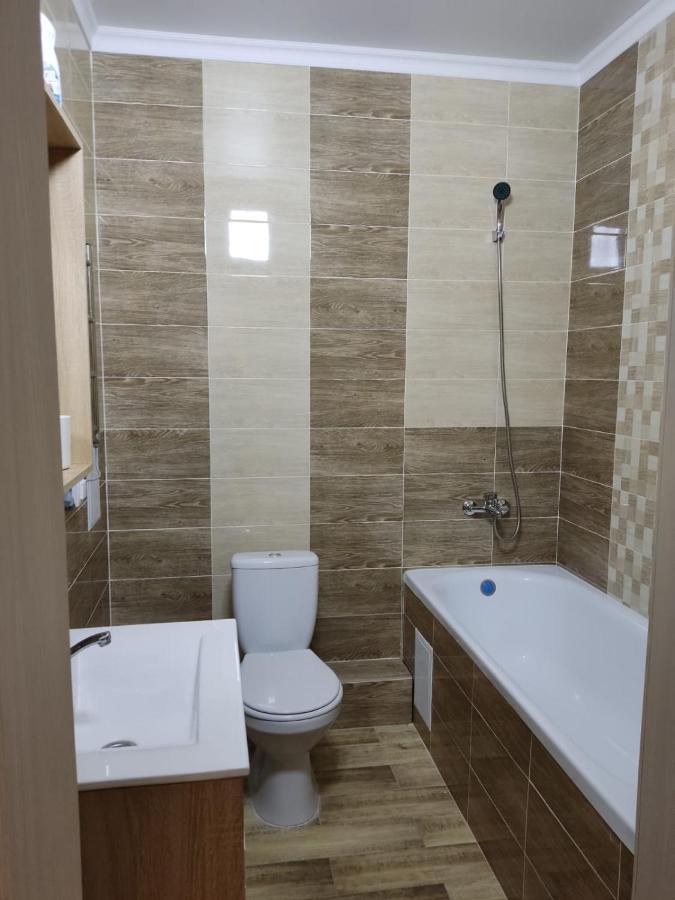 1-Но Комнатная Квартира В Центре Астаны Жк Sezim Qala 4 Asztana Kültér fotó